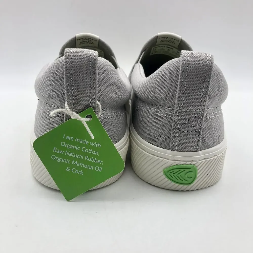 Cariuma Slip-On Canvas Skateboarding Sneaker Men's 8.5 Women's 10 Light Grey NIB